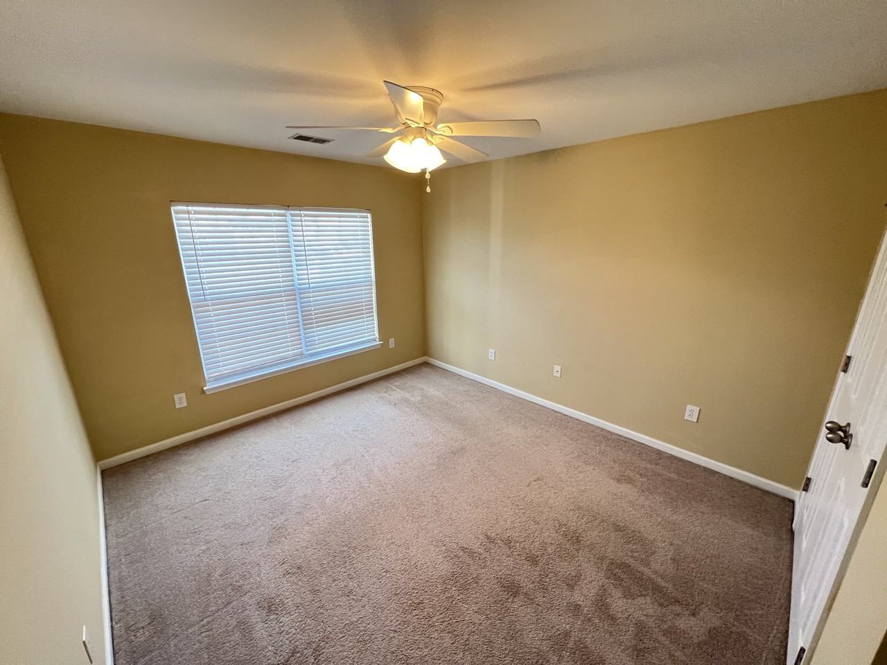 1221 Briar Rose Ln #1 - Photo 6 of 14