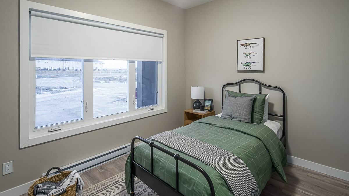 147 Champagne Street - Photo 6 of 50