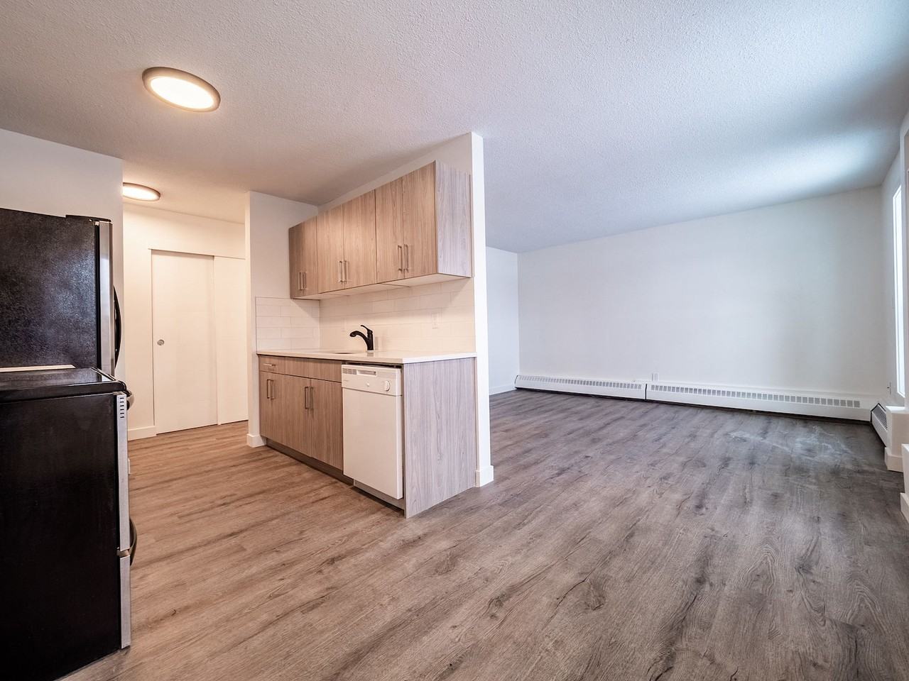 Trailside Landing - Photo 4 of 12