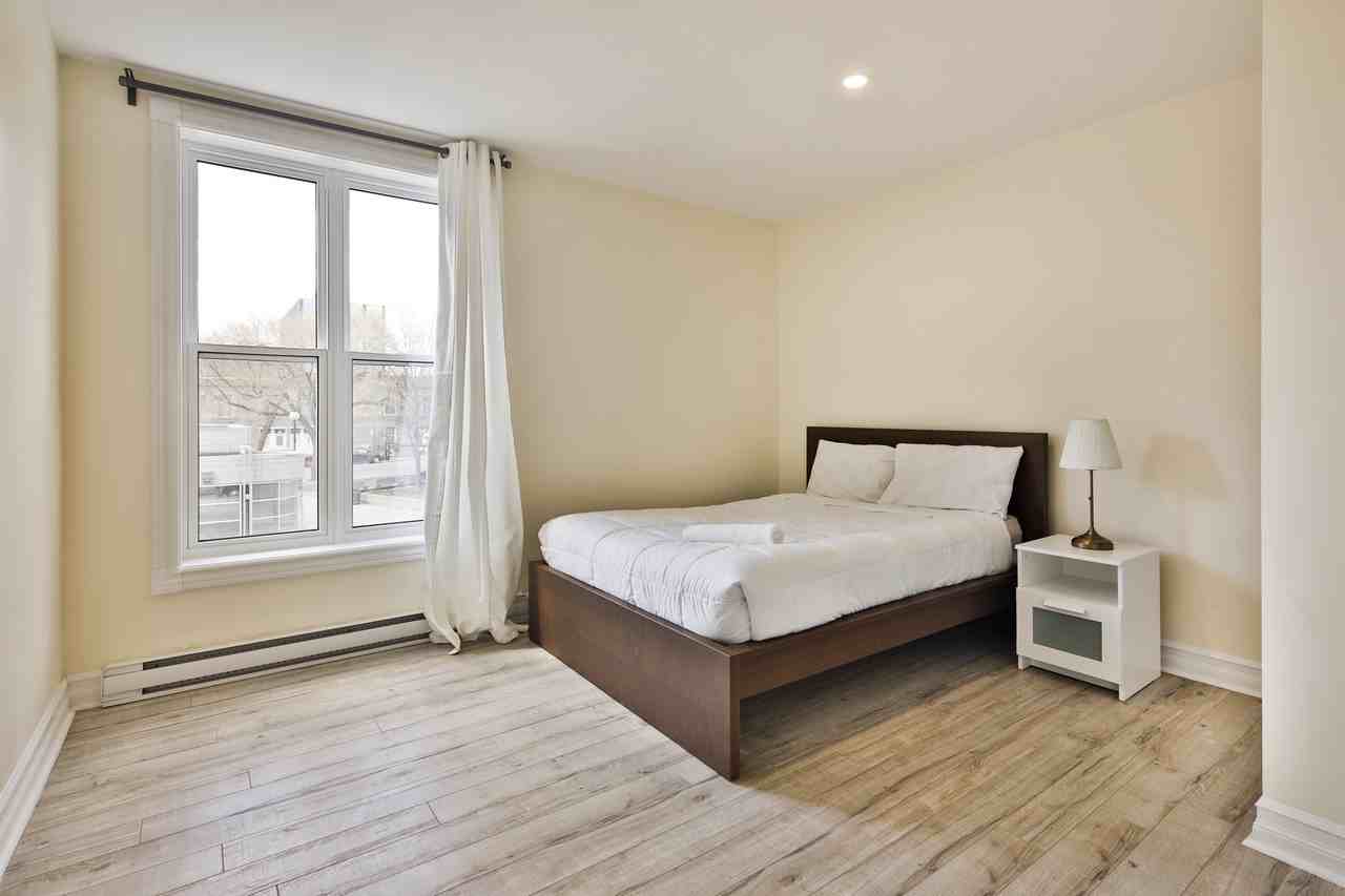 1439-1449 Dorion - Photo 7 of 10