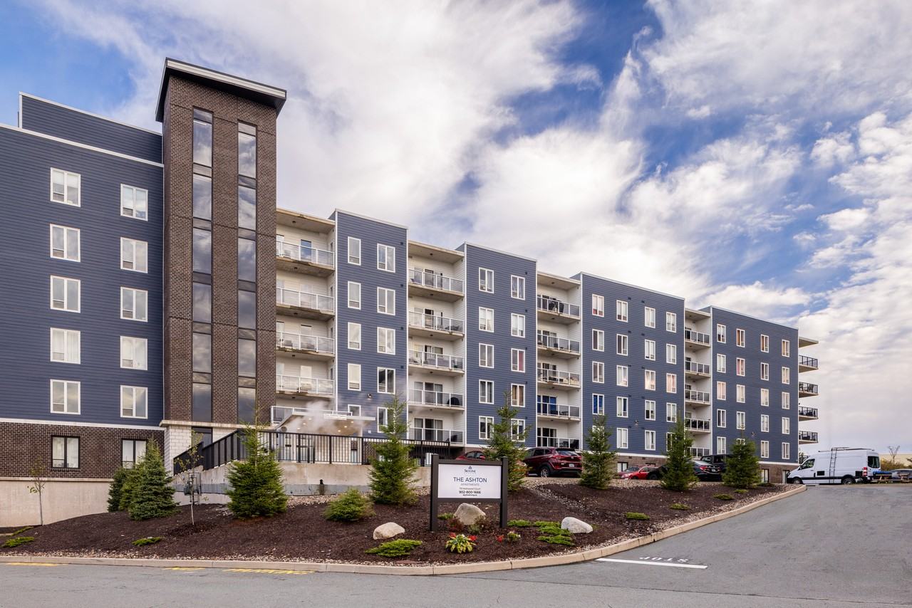 The Ashton Apartments - Photo 3 of 19