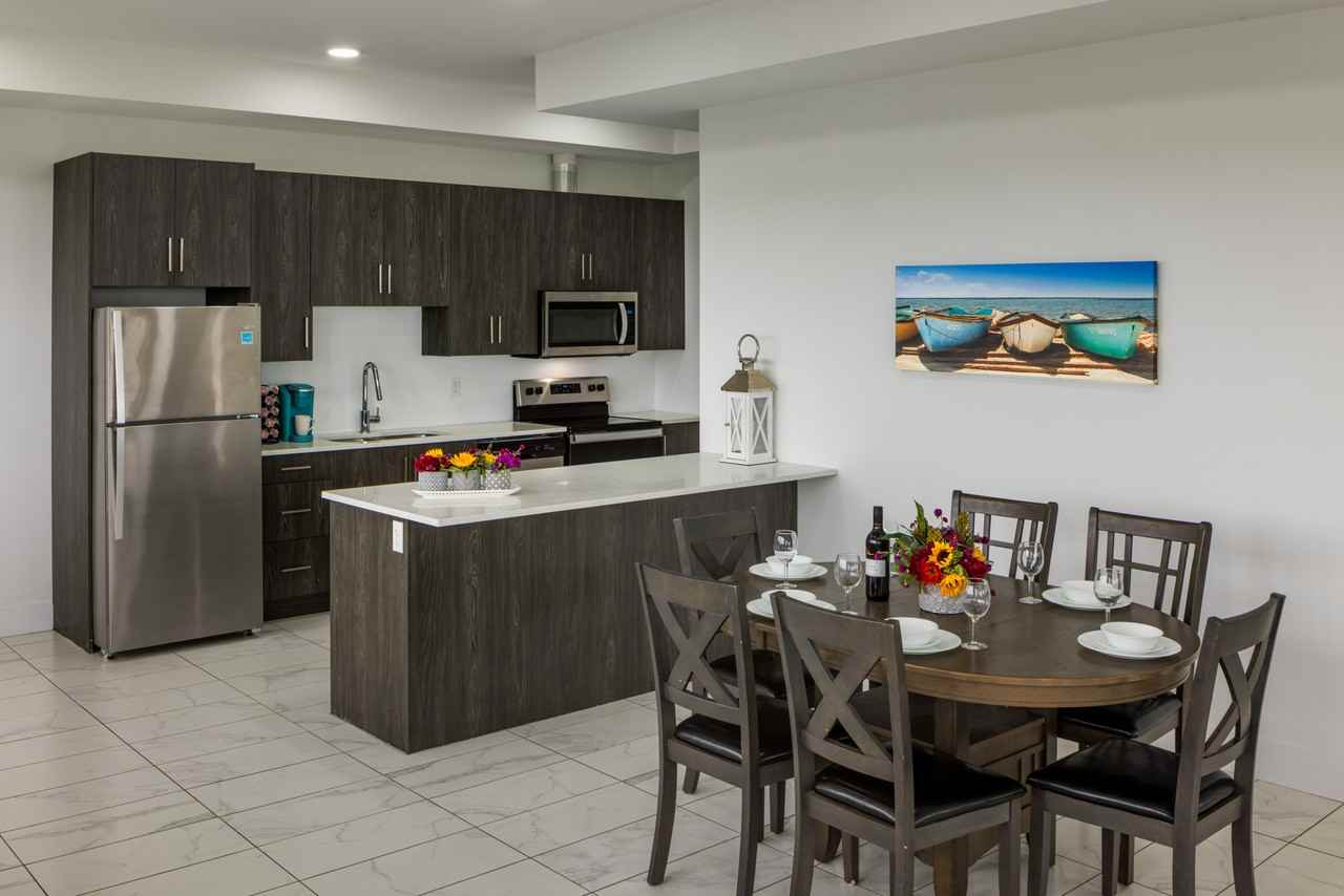 The Ashton Apartments - Photo 6 of 19