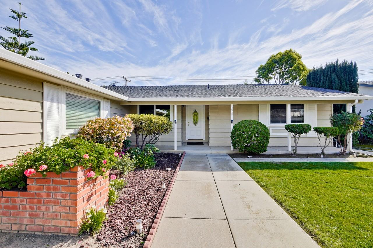 1276 Greenbriar Ave - Photo 2 of 18