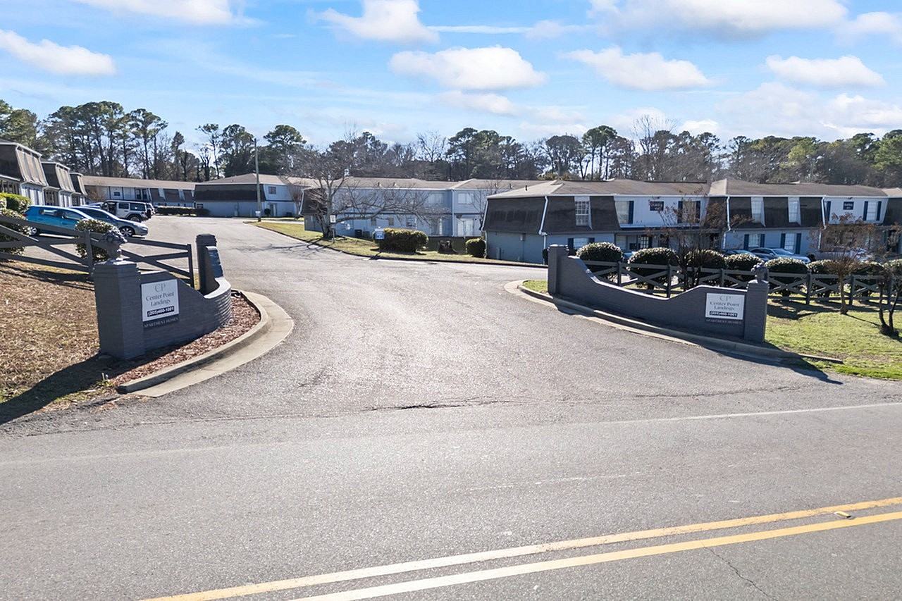 Center Pointe - Photo 2 of 28