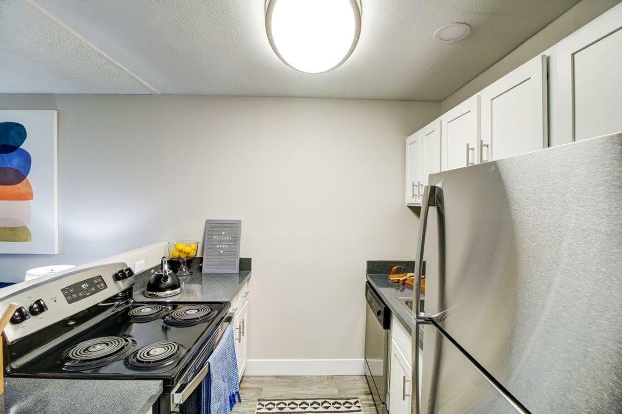 Flight at Lowry - Photo 4 of 29