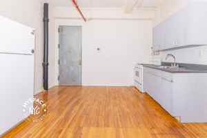 featured image of 175 Stockholm St #302