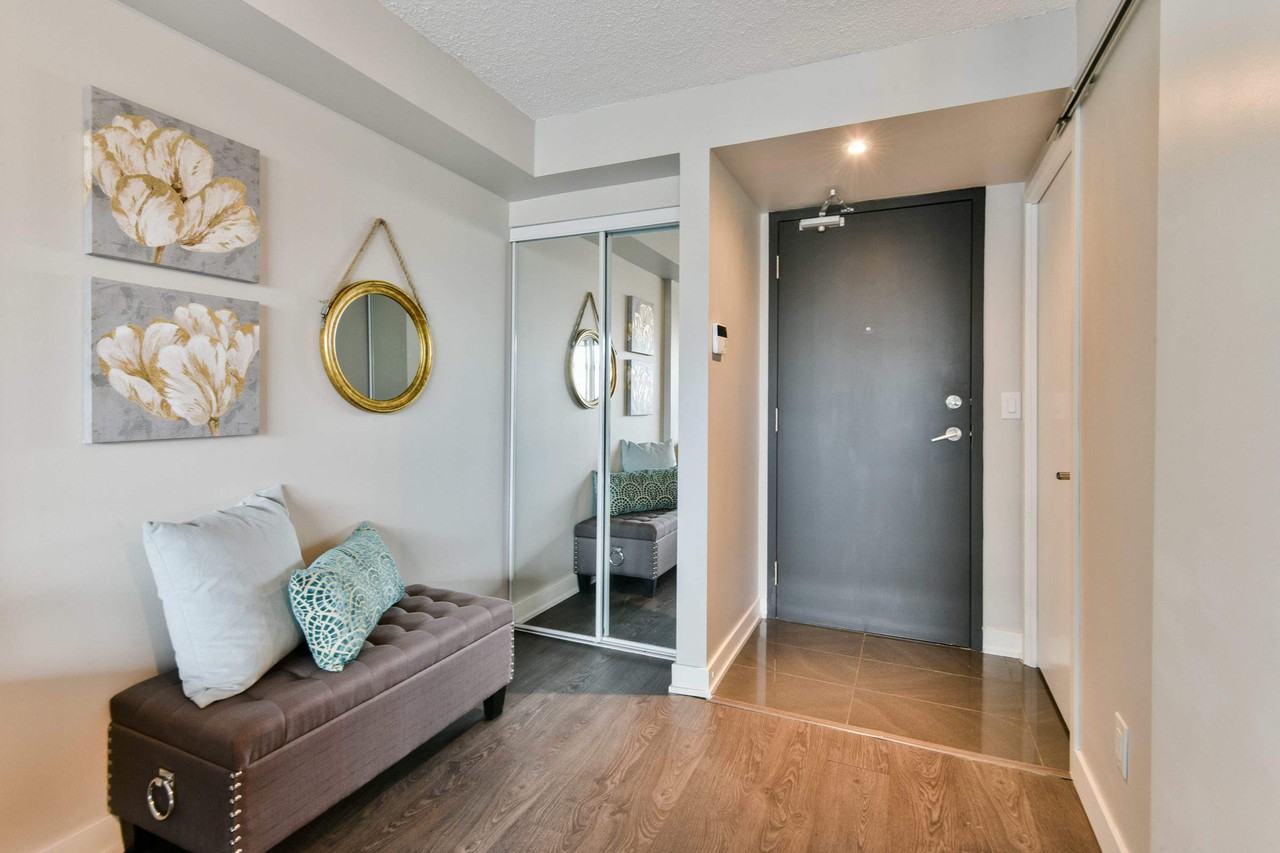 11 Superior Avenue - Photo 3 of 8