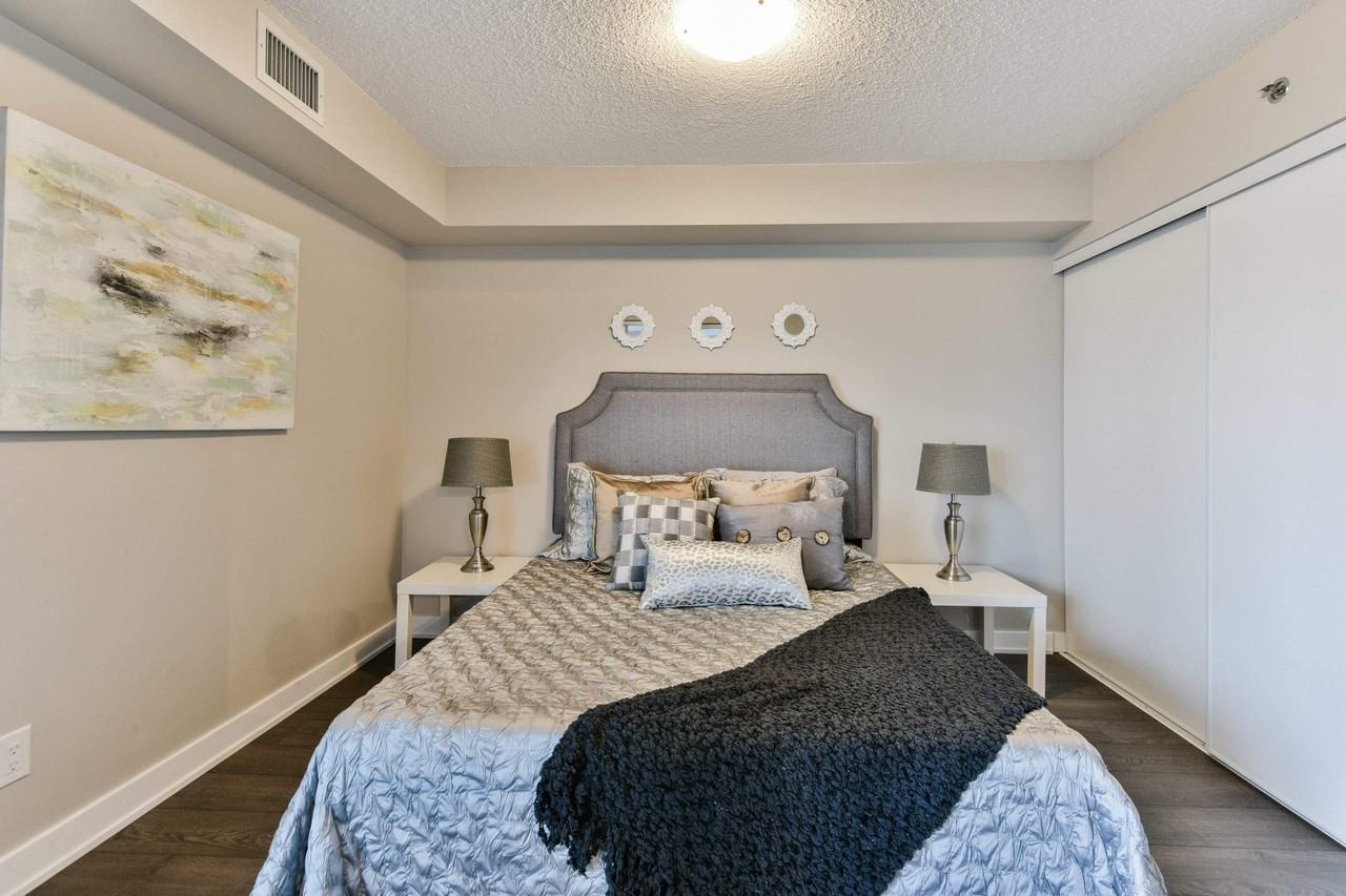 11 Superior Avenue - Photo 7 of 8