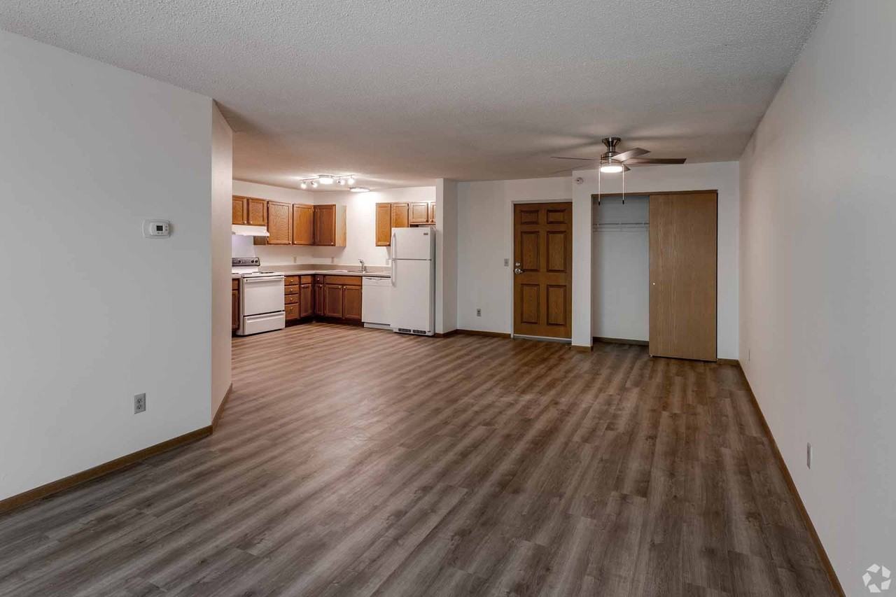 Dove Tree Apartments - Photo 7 of 38