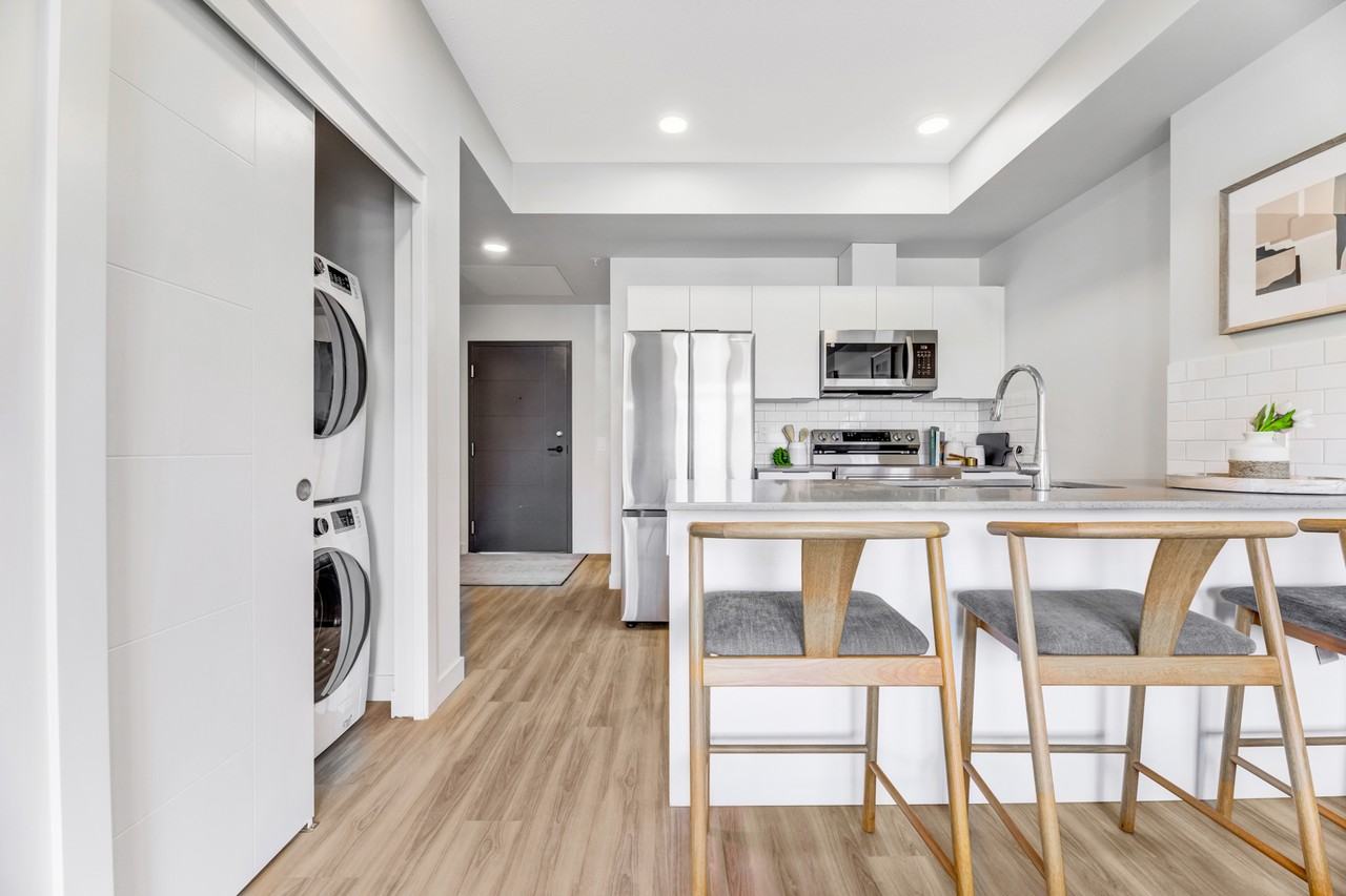 Shoreline Crossings - Photo 6 of 11