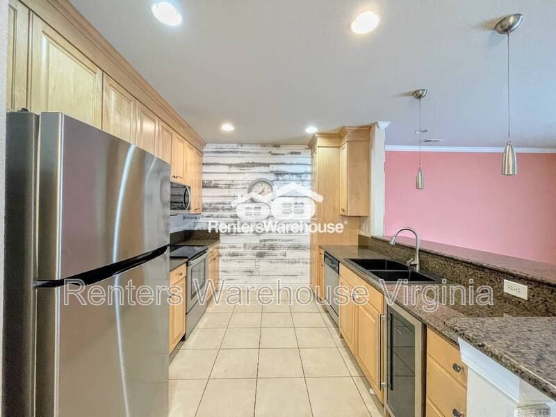 1135 Arlynn Ln - Photo 4 of 30