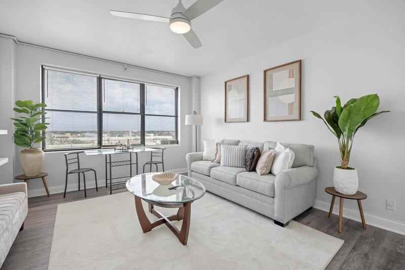 311 W Ashley St #706 - Photo 6 of 33