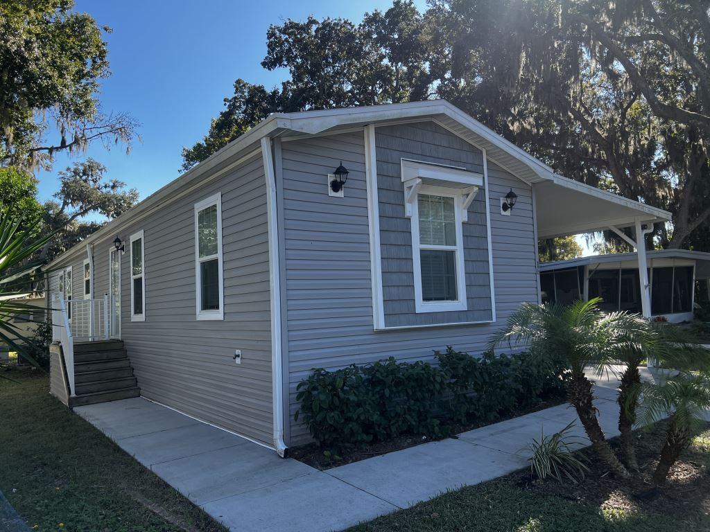 16 Glen Cove Ct - Photo 2 of 32