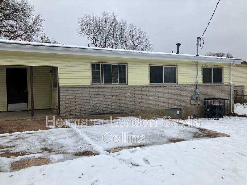 10623 Landseer Dr - Photo 2 of 18