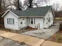 135 Hereford Ave - Photo 1 of 1