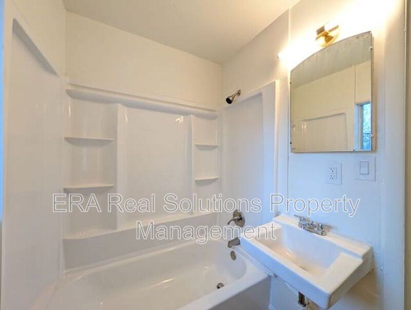 1614 Republic Ave #B - Photo 7 of 10