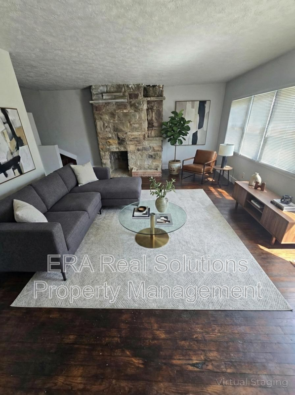 861 Bassett Ave - Photo 2 of 20