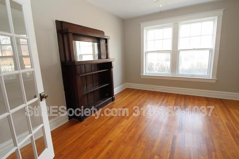 2606 Louisiana Ave - Photo 3 of 16