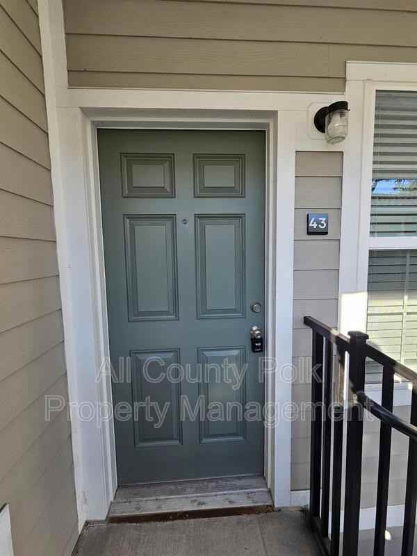 915 Ariana St #43 - Photo 3 of 17