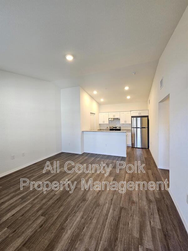 915 Ariana St #43 - Photo 5 of 17