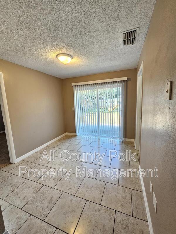 4519 Ballentine Ct - Photo 7 of 17