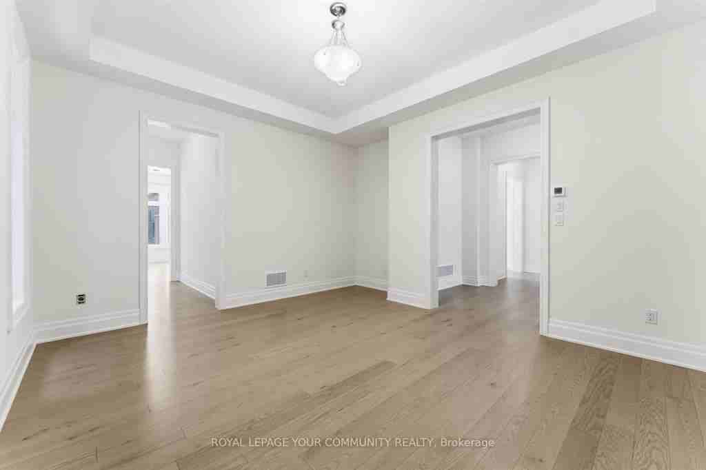 15 Saxby Farm Avenue - Photo 3 of 50