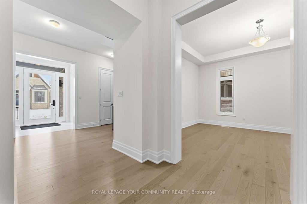 15 Saxby Farm Avenue - Photo 5 of 50