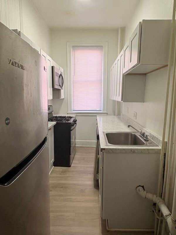 3043 Gilman Ter - Photo 7 of 18