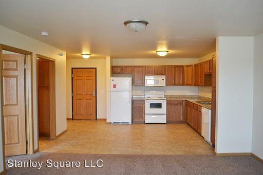 501 12Th Ave. SE - Photo 2 of 14