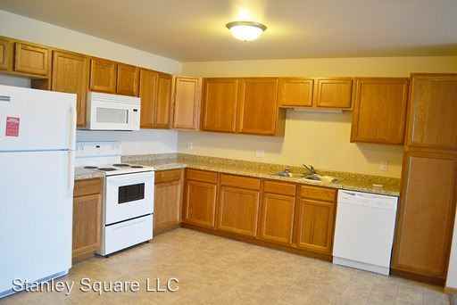 501 12Th Ave. SE - Photo 3 of 14