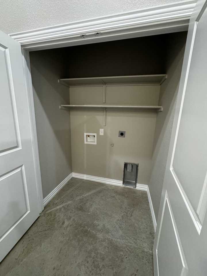 2419 Briar Hollow Drive - Photo 3 of 11