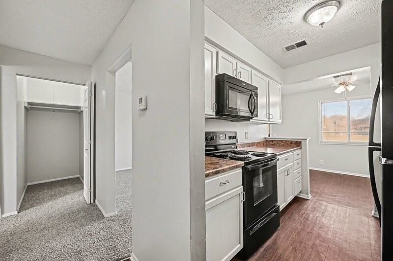 11730 Arbor St #4 - Photo 2 of 17