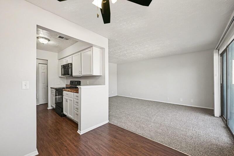 11730 Arbor St #4 - Photo 5 of 17