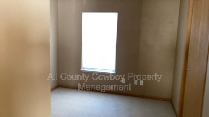 621 Mitchell St #5 - Photo 4 of 7