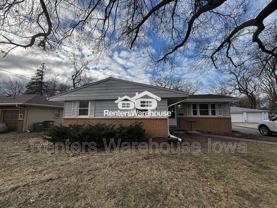 2816 Vine St - Photo 1 of 1