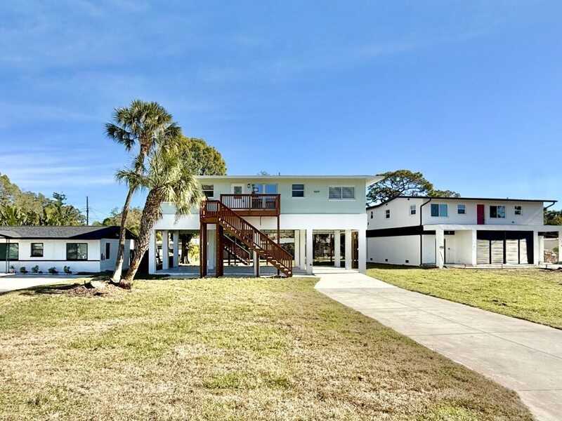 4869 Venetian Blvd Ne - Photo 3 of 50