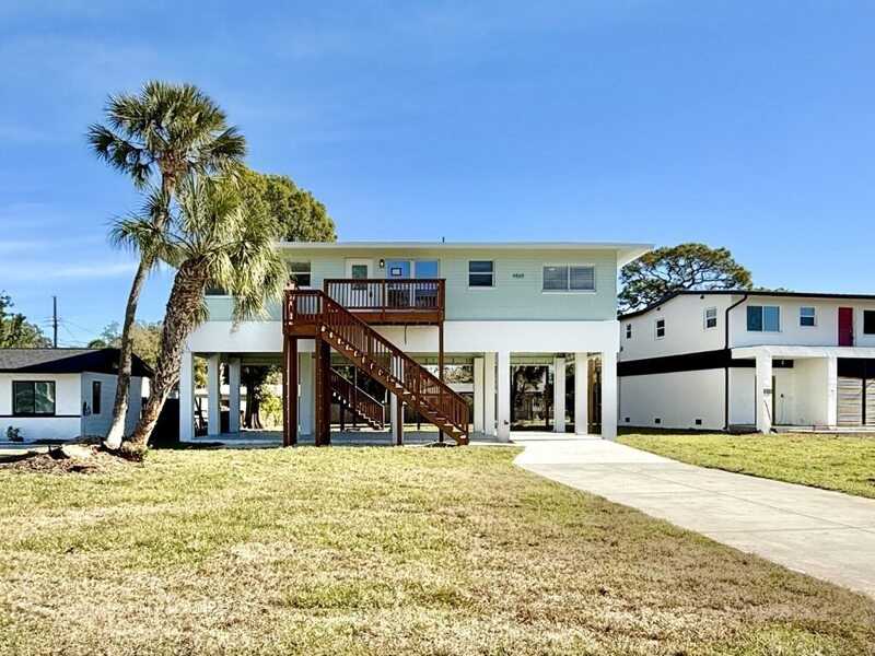 4869 Venetian Blvd Ne - Photo 4 of 50