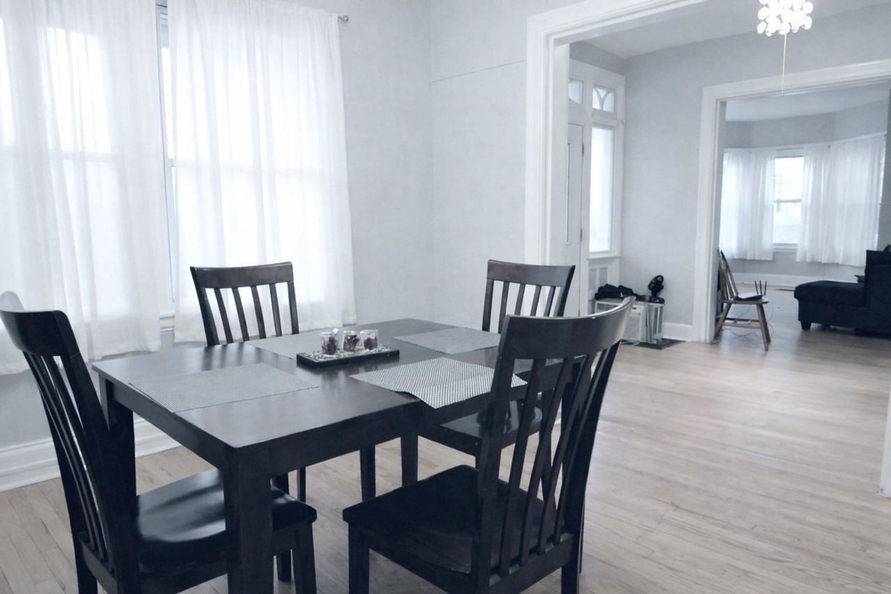 313 Farm St - Photo 5 of 36