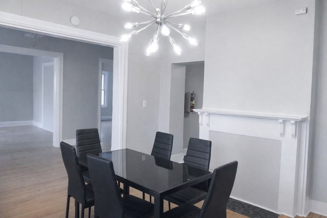 313 Farm St - Photo 7 of 36