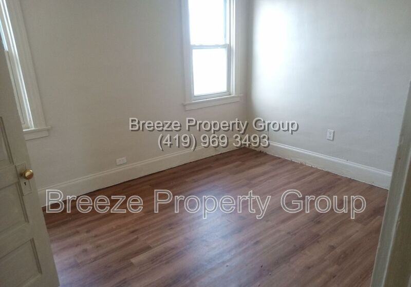 1537 Remington St - Photo 5 of 7