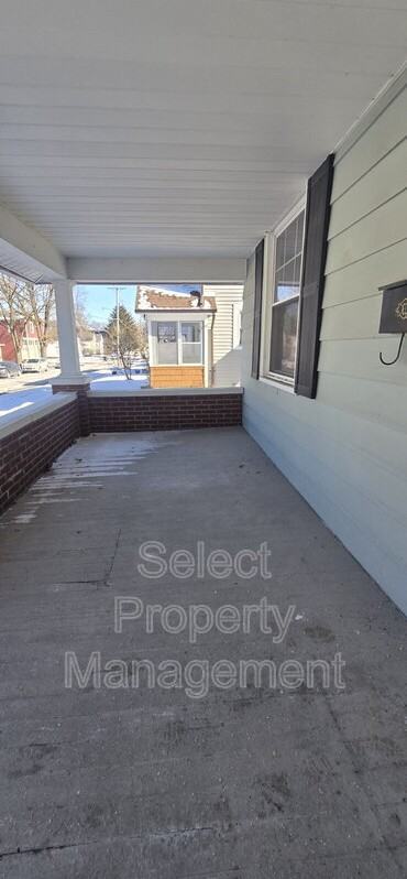 1014 Tennessee Ave - Photo 2 of 21