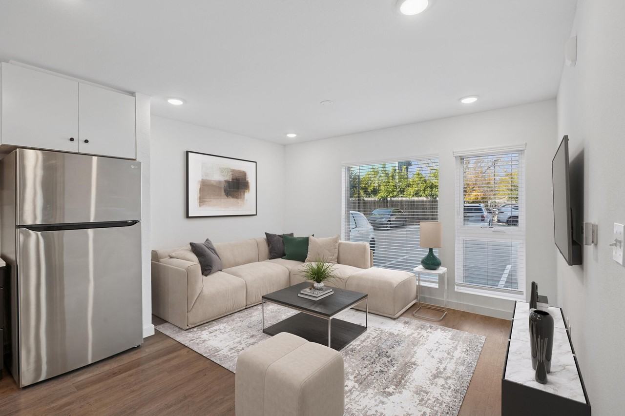 The Oscar - Photo 5 of 45