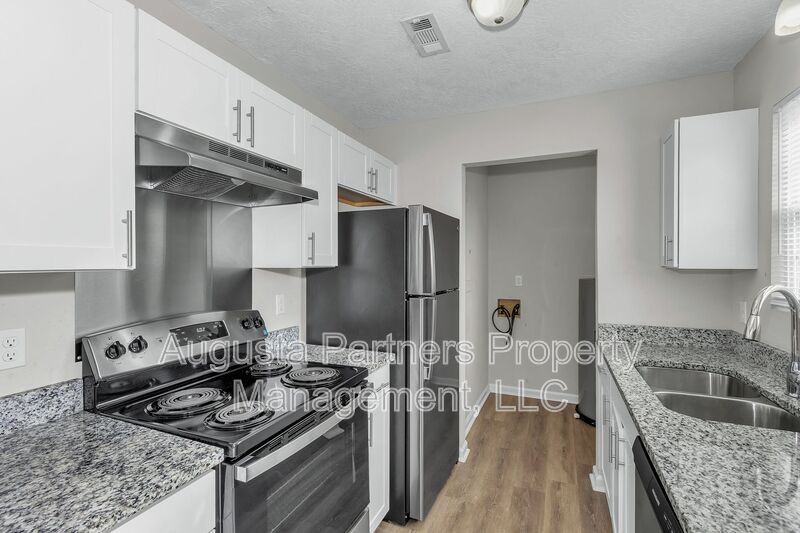 2114 Vandivere Rd #A - Photo 7 of 12