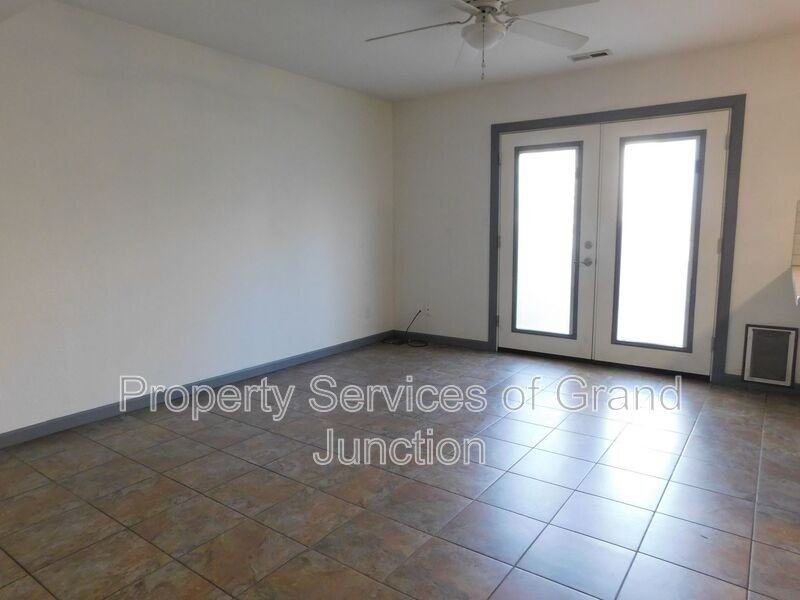 2338 1/2 Rattlesnake Ct #B - Photo 6 of 21