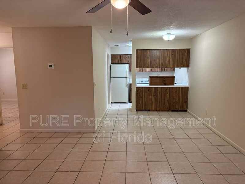 601 Neavenue #C - Photo 7 of 35