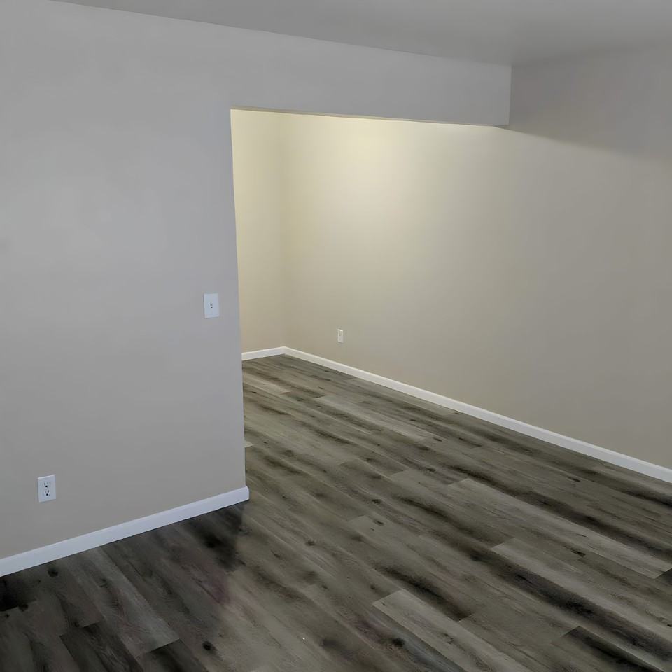 Fremont 3600 - Photo 6 of 50