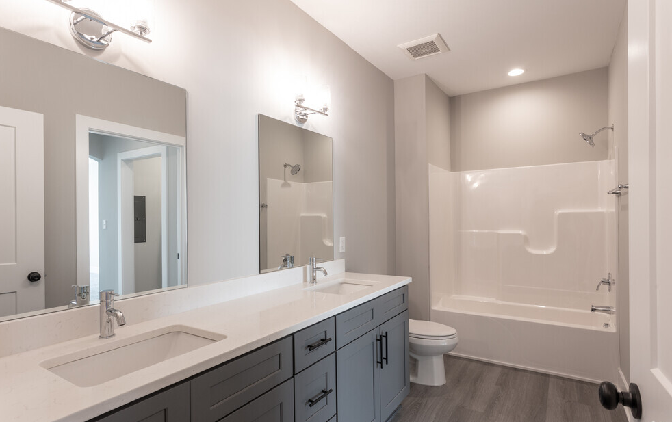 1530 East Pointe Blvd NE - Photo 7 of 43