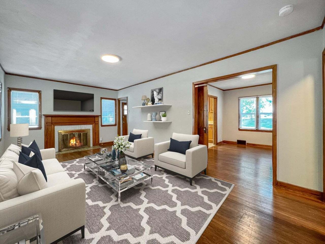 2326 Storm Street - Photo 4 of 11