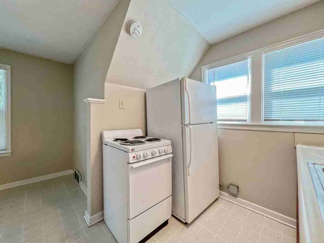 2326 Storm Street - Photo 7 of 11