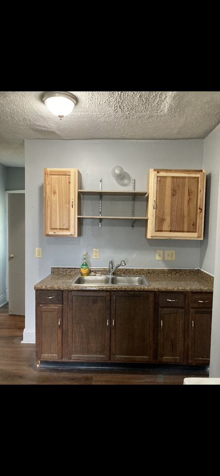 600 Mc Clure Avenue - Photo 2 of 6